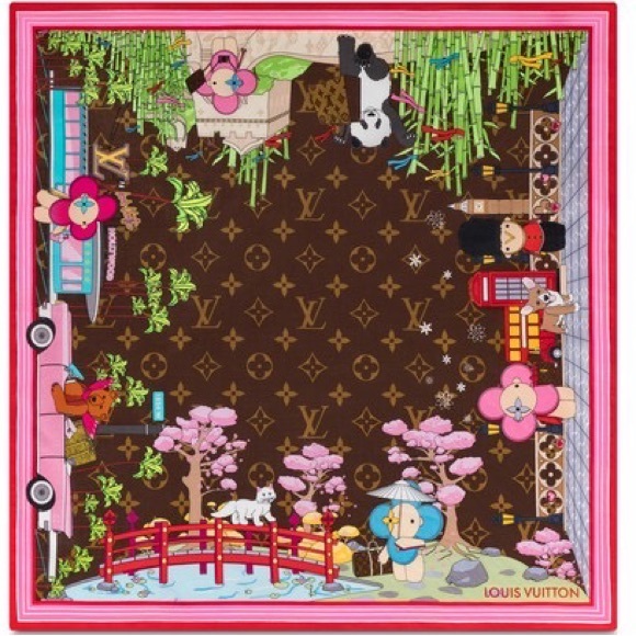 LOUIS VUITTON VIVIENNE XMAS BANDANA SQUARE 45 - Picture 1 of 9